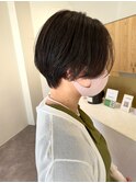 手入れが簡単なハンサムショートスタイル
