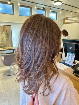 イーズヒュウ(ease HUE.) #脱白髪染めハイライト#イルミナカラー#髪質改善トリートメント