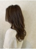 柔らかいフォギーベージュ