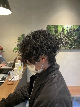 アクシー ヘアーアンドメイク(AXY HAIR&MAKE) 波巻きパーマメンズツイストスパイラルパーマツーブロック新宿