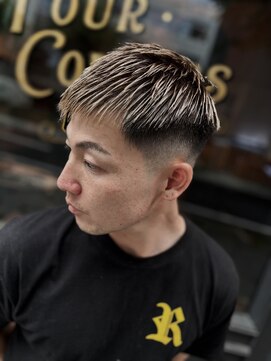 スリーセント 栄(3/cent) フェードブリーチ