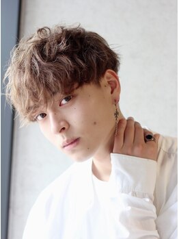 ロミーオム 本厚木(ROMMY. Homme)の写真/【本厚木駅徒歩2分】メンズ専門店だからこその技術を誇るスタイリストが在籍!再現性高いスタイルはROMMY.へ