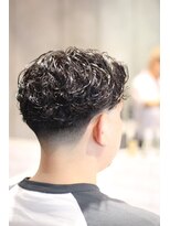 キングスマントーキョー 立川北口店(KINGSMAN TOKYO)&nbsp;アップバング / ツーブロック / スキンフェード 【立川】