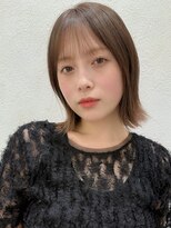 ステアケース 武蔵小杉店(stair:case)&nbsp;グレージュ暗めカラー大人かわいい外ハネボブシースルーバング