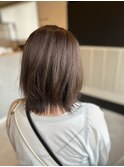 レイヤーボブ・ブリーチなしグレージュ