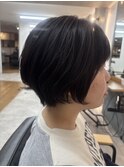丸みショートボブで自然にフィット