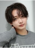 ワックスなしツーブロックメンズセンターパートニュアンスパーマ