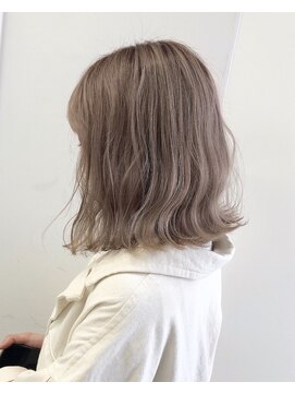 アライブ キチジョウジ(ALIVE Kichijoji) 【ALIVE吉祥寺】ミルクベージュ シースルーカラー