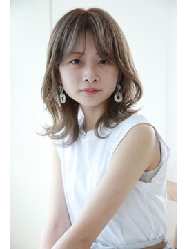 エクリフルール(equri fleur) 【イルミナカラーオーシャン】　くびれミディアム