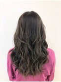デザインカラーレイヤーカットウェットヘアオリーブベージュ