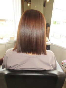 コア フィール ア デイ(COIFFURE A DAY) (見附今町M3D)M3Dピコカラー　お得クーポンでトリートメント