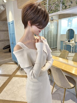 ロンド ストラーダ 心斎橋(Lond strada) ショート×ハイライト白髪ぼかし×シルキーベージュ[心斎橋]