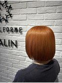 オレンジカラー×切りっぱなしボブ