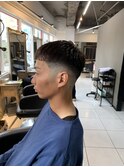 クロップスタイルフェードカットスキンフェード骨格矯正カット