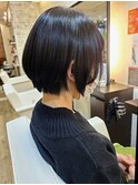 ショートボブ