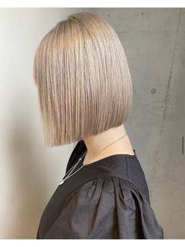 アイコン 博多(ICON.) milk blond