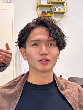 エース(ACES) センターパート×マッシュ×メンズパーマ