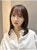 表参道ミディアム顔周りレイヤーカットアッシュベージュ40代