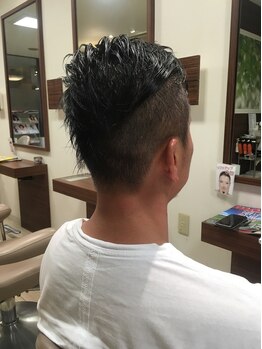ヘア スリーク(HAIR SLEEK)の写真/メンズカットを知り尽くした経験豊富なstylistが、あなたのなりたいを叶えます！お気軽にお越し下さい★