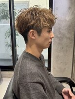 ファルベ(Farbe) サーフカール/刈り上げセンターパート/波巻きツイストスパイラル