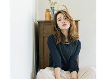 ワタシ(watasi)の雰囲気（ナチュラルドライカットで動きを出したり収めたり自由自在に♪）