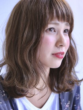 ノア(noa.) ゆるふわ波ウェーブ×オン眉のザクザクバング