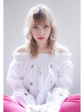 アメリ 新宿(Ameri) Ameri 柔らかミルクティーカラー