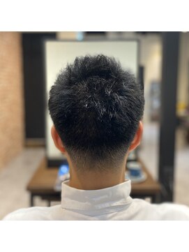 ロール(ROLE) 刈り上げショート