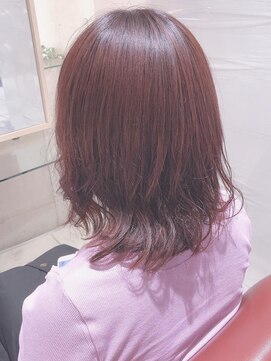 エム インターナショナル 春日部本店(EMU international) 可愛いピンクカラー