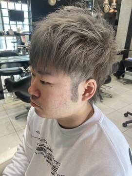 ビアンカ(Bianca) 【Bianca】　アッシュグレーツーブロックショート×ケアブリーチ