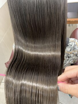 トゥーリ 薬院店(tuuli) 上杉(武本)茉与★スタイル