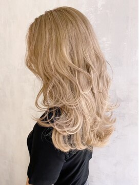 アイティーバイアルバム 松戸店(IT by ALBUM) レイヤーベージュ_くびれヘアビタミンカラー_ba339552