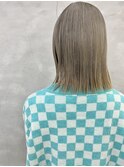 ハイトーンベージュ×ボブ