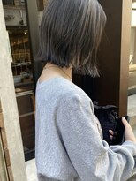コフィー バイ メルト 吉祥寺(cofy by melt)&nbsp;【三ツ井純】切りっぱなしボブ透明感カラーオリーブグレージュ