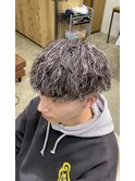 ツイストスパイラルクリームパーマ/ホワイトハイライト