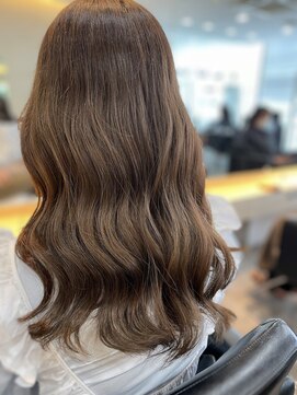 カラーラバー 自由が丘(COLOR LOVER) 透明感ブラウン/30,40,50代すべての世代向け