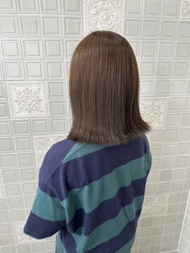 ヘンリエッタ 自由ヶ丘(Henrietta) 切りっぱなしボブ