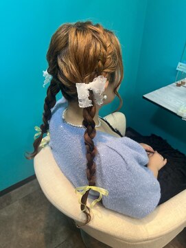 リエラ 新宿(RIERA) ツイン編み下ろし