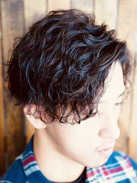 クレアトゥール イズミ(createur IZUMI) メンズパーマ