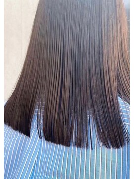 レジュアル(RESSUAL) デザインカラーレイヤーカットウェットヘア夏オリーブベージュ