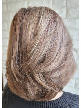 松本平太郎美容室 国立店 セミディレイヤー×イノアカラー×ハイライト/30代40代50代60代