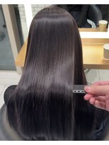 ミユーズ 表参道(Miyu's)&nbsp;地毛風低ダメージ縮毛矯正＋最高峰髪質改善トリートメント