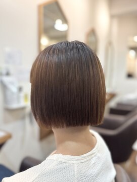 フリージア(freesia) 簡単スタイリング/ブリーチなしカラー/髪質改善トリートメント