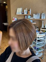ジール 美容室Zeal&nbsp;前下がりグラデーション