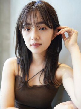 ニコトウキョウ 新宿(nico TOKYO) 20代セミロングレイヤーカット顔周りレイヤーオリーブブラウン
