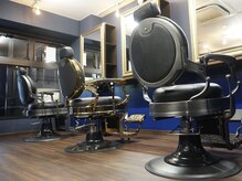 キングスマントーキョー 三鷹店(KINGSMAN TOKYO)の雰囲気（<理容室>[三鷹/バーバー/MEN'S/メンズカット/スキンフェード]）
