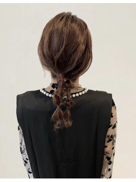 シロ(shiro) 石森/ローポニー/ヘアアレンジ