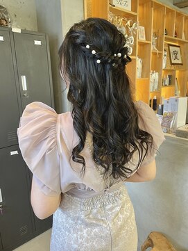 リタ 枚方(Rita) 20代30代40代♪お呼ばれ大人かわいい編み込み風アレンジ