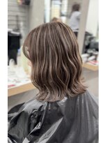 レディアル 大宮(REDEAL ope.) 【ハイライト】ベージュハイライトバレイヤージュ