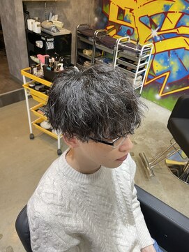 カーニー 上野(kearny) ツイストスパイラルパーマ/縦落ちパーマ/マッシュ